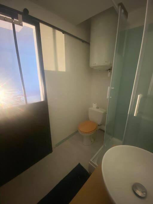 Appartement En Face De La Gare - Centre Ville Poitiers Luaran gambar